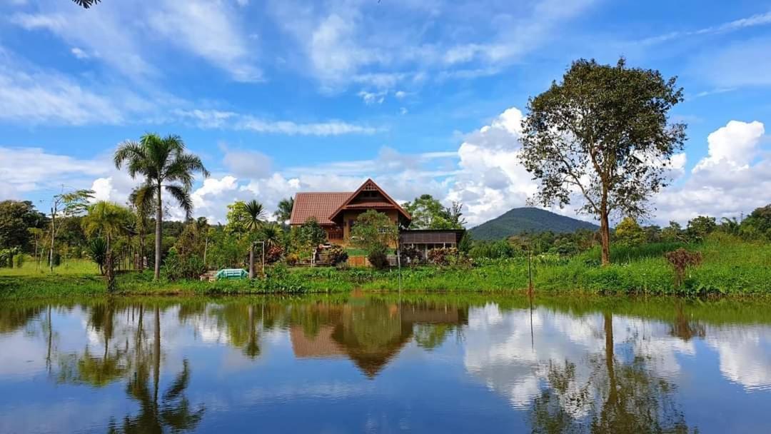 Homdoiintr Farmstay ฮ่อมดอยอินทร์ ฟาร์มสเตย์ Ban Huai Kaeo المظهر الخارجي الصورة