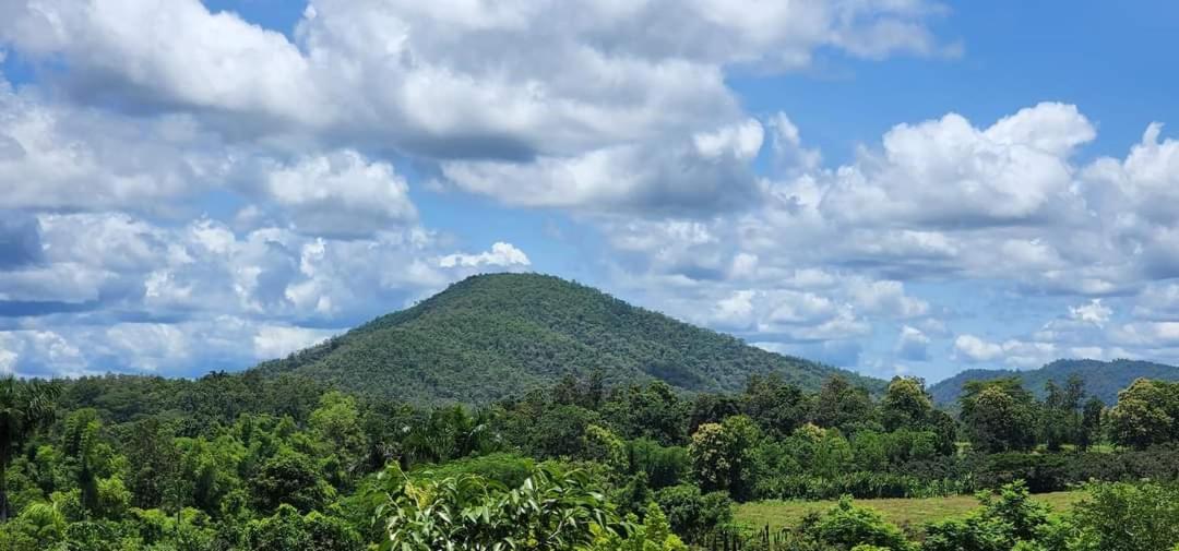 Homdoiintr Farmstay ฮ่อมดอยอินทร์ ฟาร์มสเตย์ Ban Huai Kaeo المظهر الخارجي الصورة